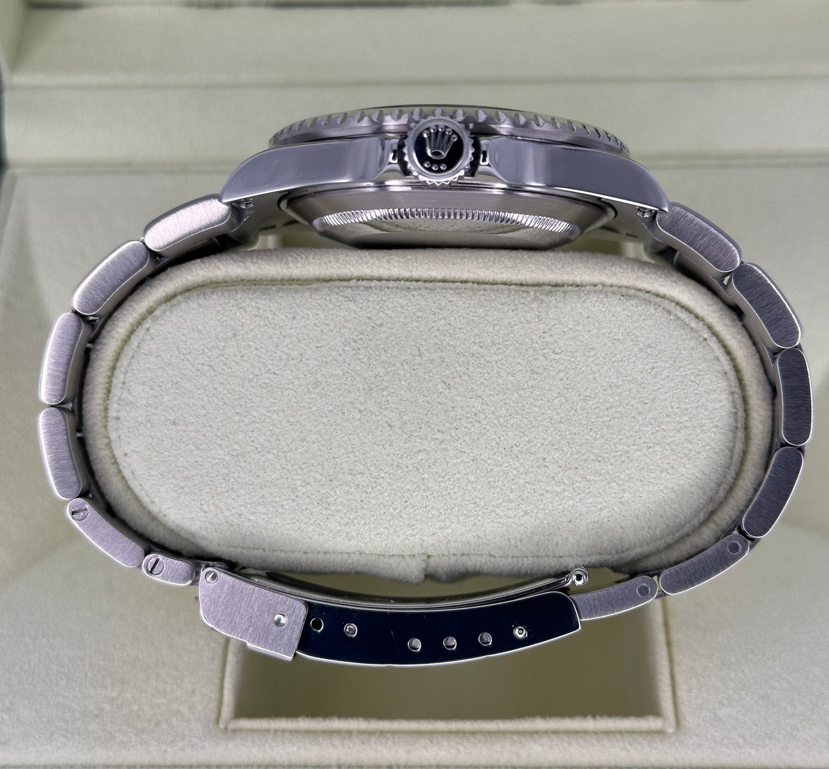2007 Rolex Submariner Date 40mm 16610 Stainless Steel Black Dial