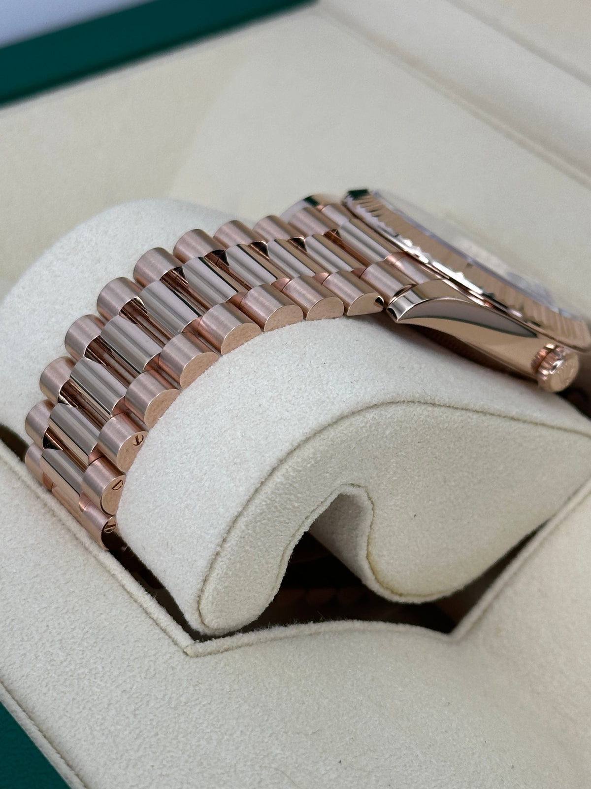 NEW 2022 Rolex Day-Date 40mm 228235 Presidential Rose Gold Olive Dial