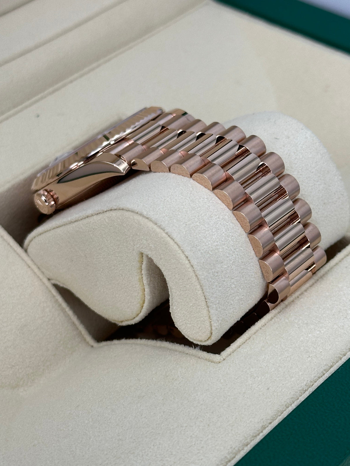 NEW 2022 Rolex Day-Date 40mm 228235 Presidential Rose Gold Olive Dial