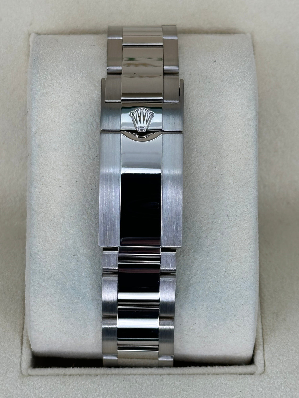 2021 Rolex Daytona 40mm 116509 White Gold Blue Dial