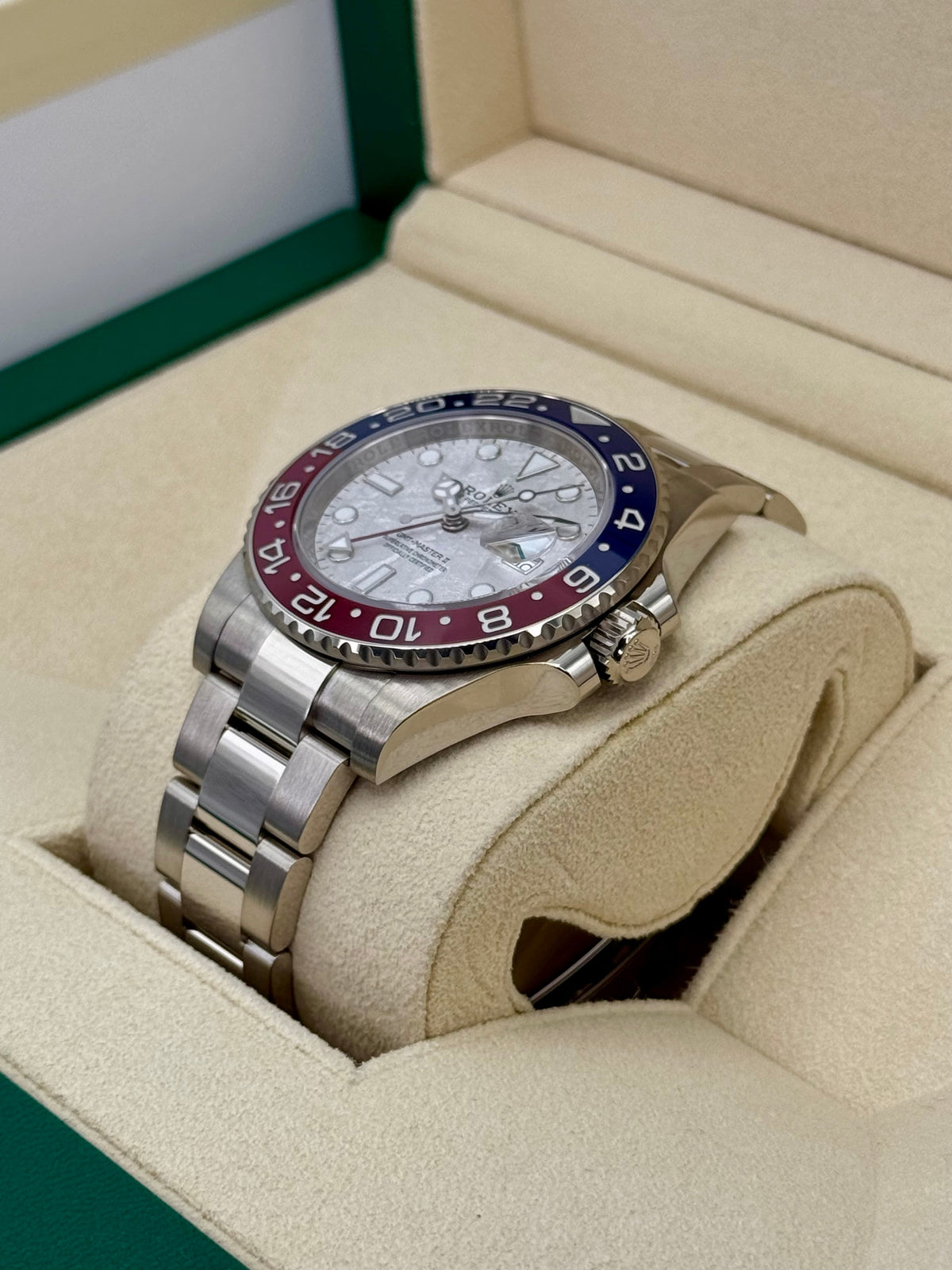 2024 Rolex GMT-Master II "Pepsi" 40mm 126719BLRO Meteorite Dial