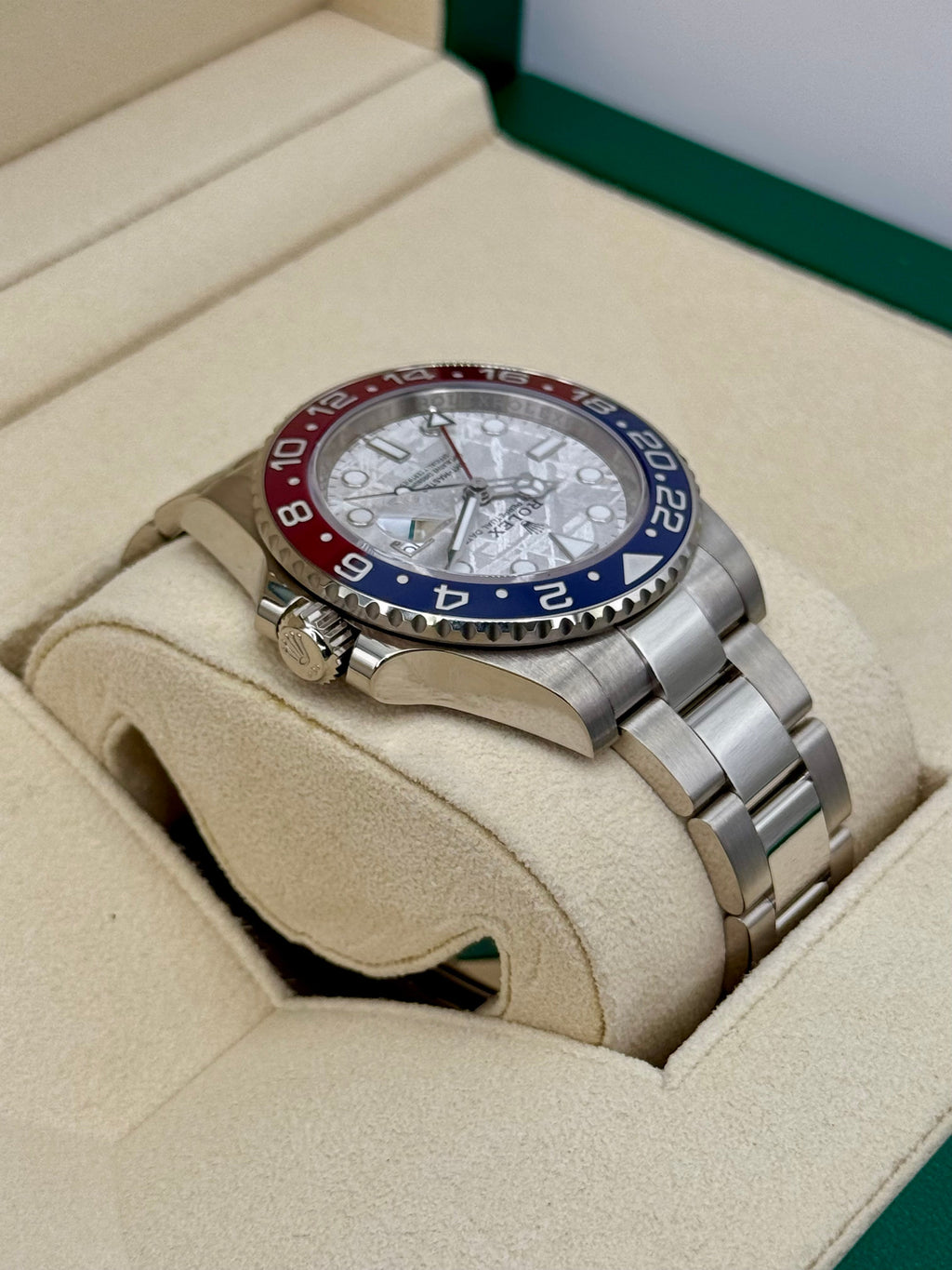 2024 Rolex GMT-Master II "Pepsi" 40mm 126719BLRO Meteorite Dial