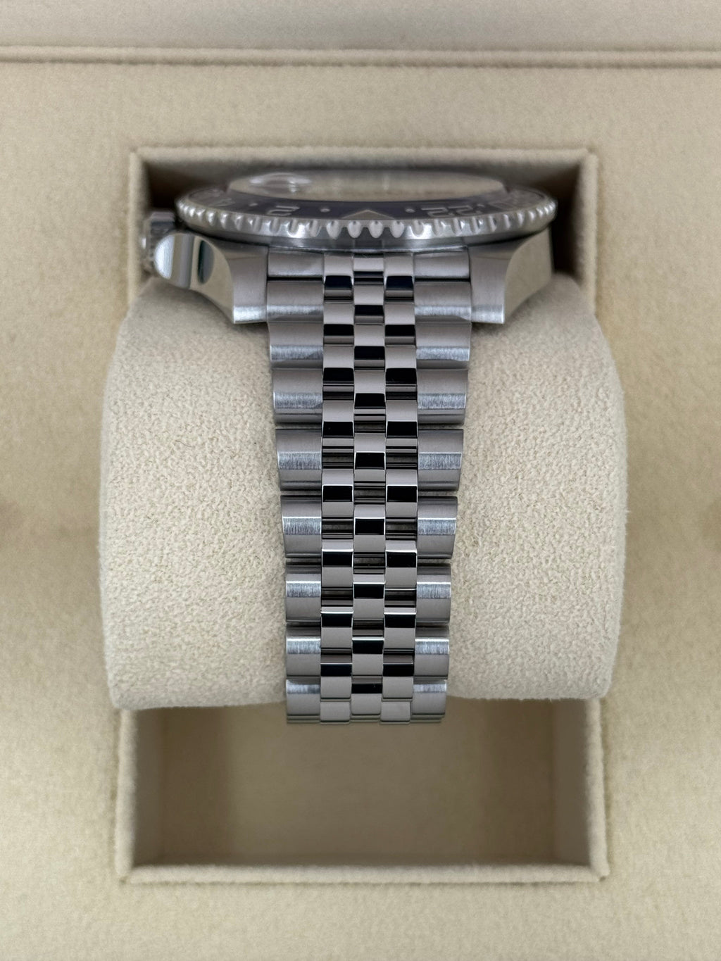 2023 Rolex GMT-Master II "Pepsi" 40mm 126710BLRO Jubilee