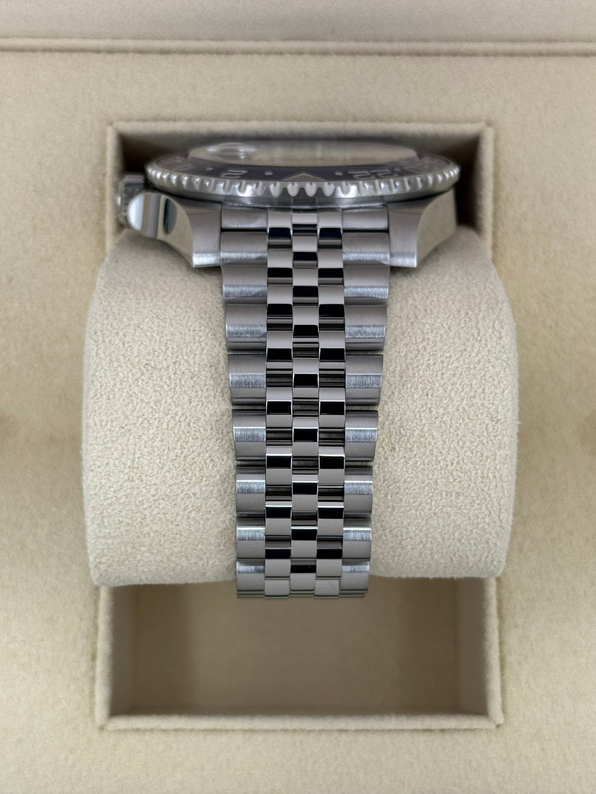 2023 Rolex GMT-Master II "Pepsi" 40mm 126710BLRO Jubilee