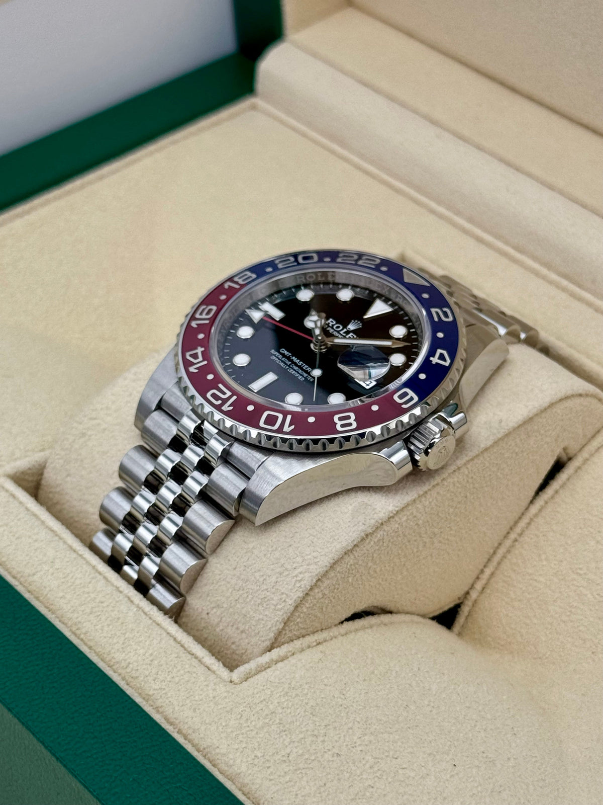 2023 Rolex GMT-Master II "Pepsi" 40mm 126710BLRO Jubilee