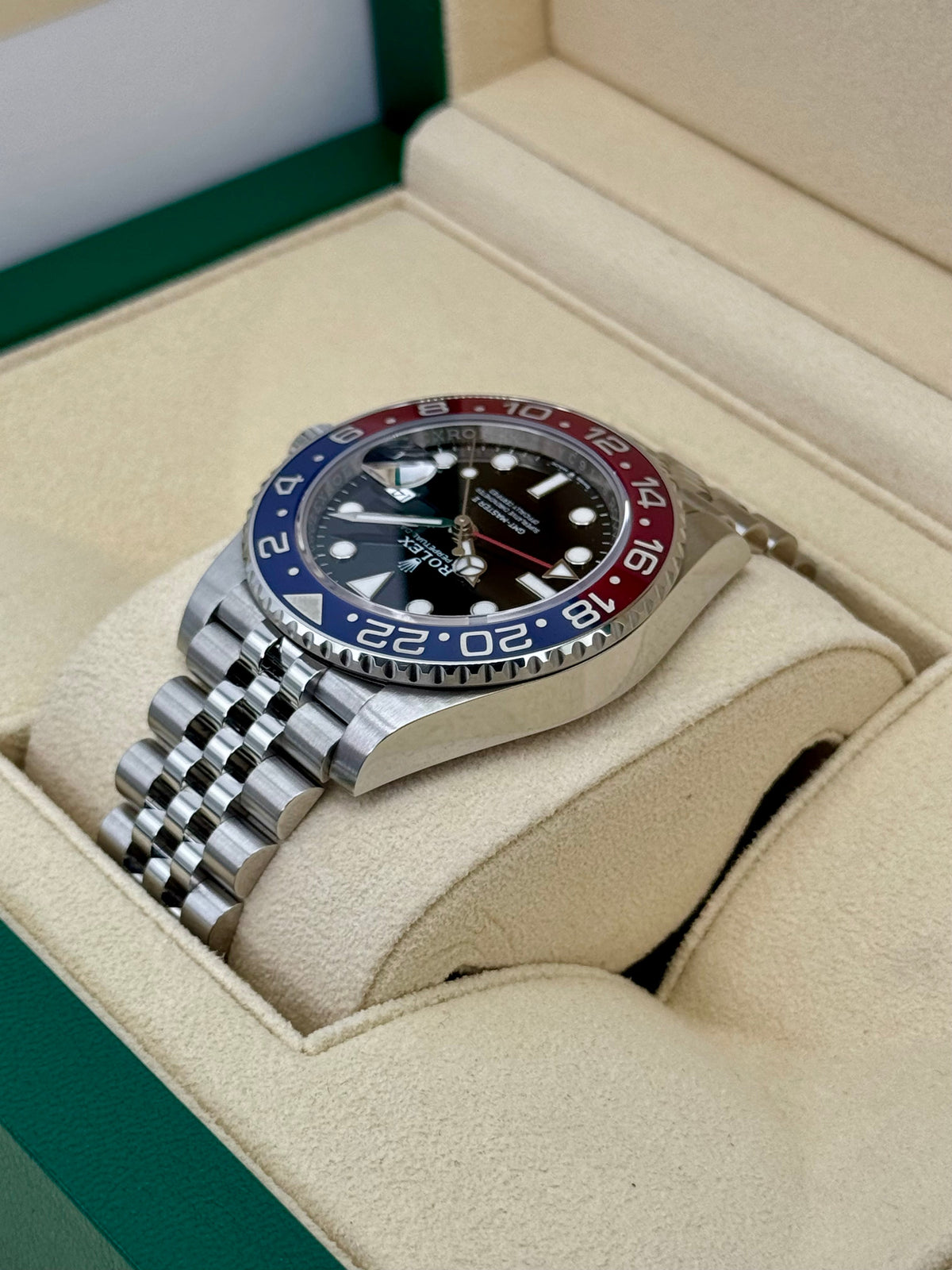 2023 Rolex GMT-Master II "Pepsi" 40mm 126710BLRO Jubilee