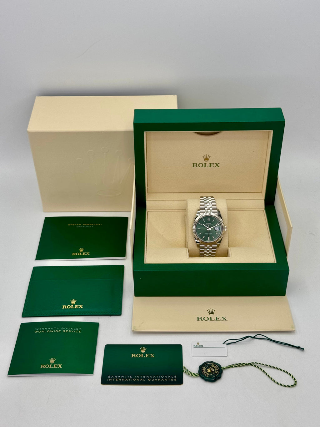 2024 Rolex Datejust 41mm 126334 Stainless Steel Jubilee Mint Green Dial