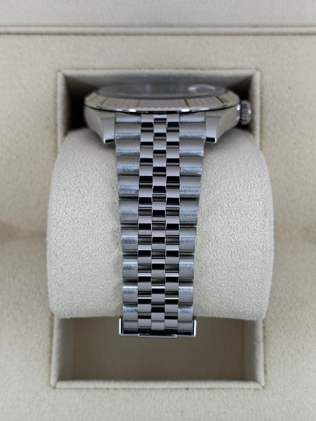 2024 Rolex Datejust 41mm 126334 Stainless Steel Jubilee Mint Green Dial