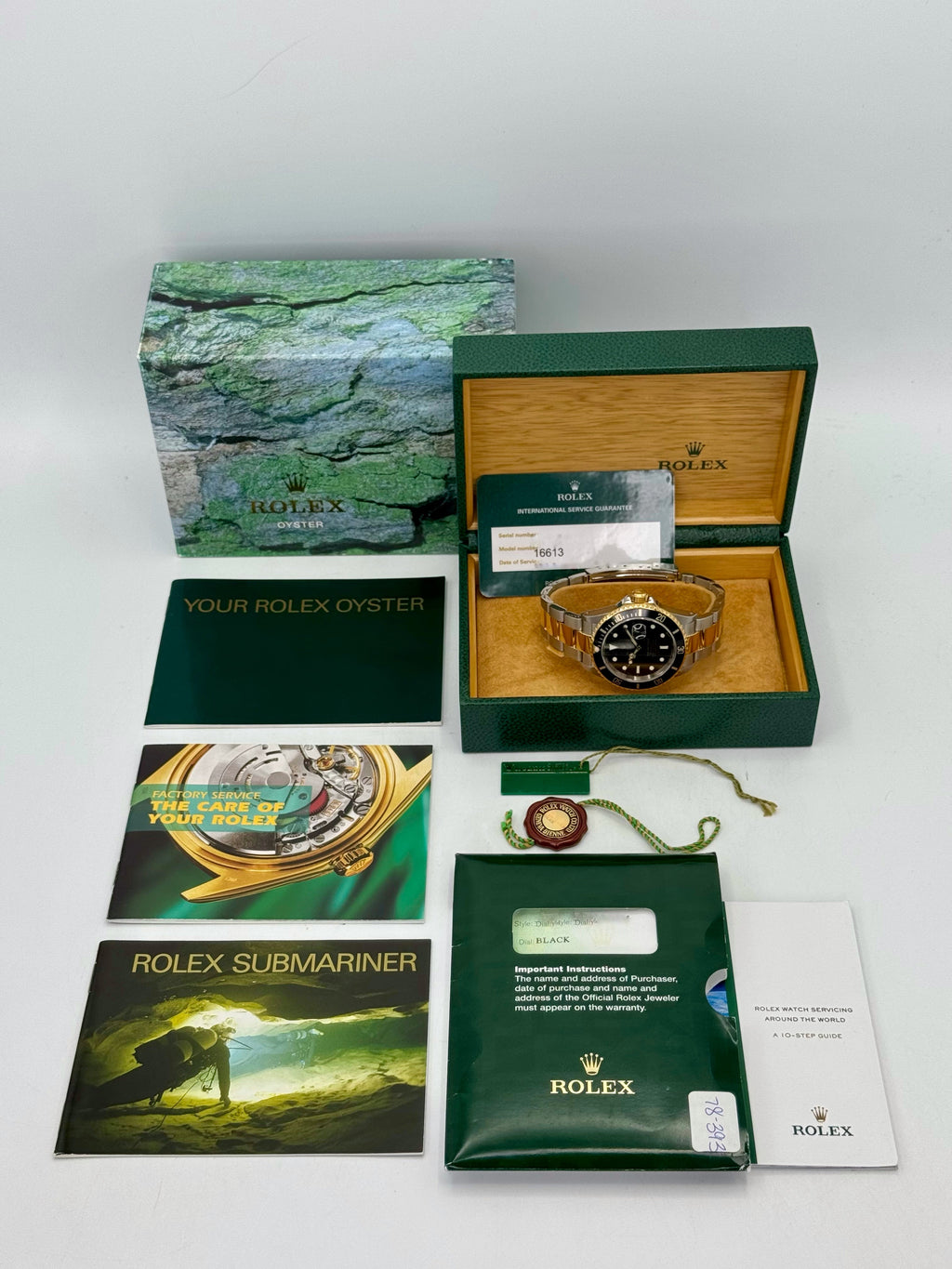 2005 Rolex Submariner 40mm 16613LN Two-Tone Black Dial