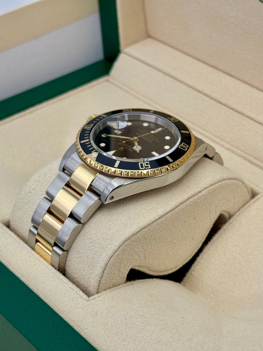 2005 Rolex Submariner 40mm 16613LN Two-Tone Black Dial