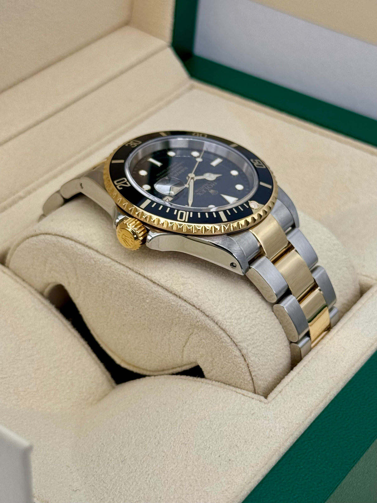 2005 Rolex Submariner 40mm 16613LN Two-Tone Black Dial