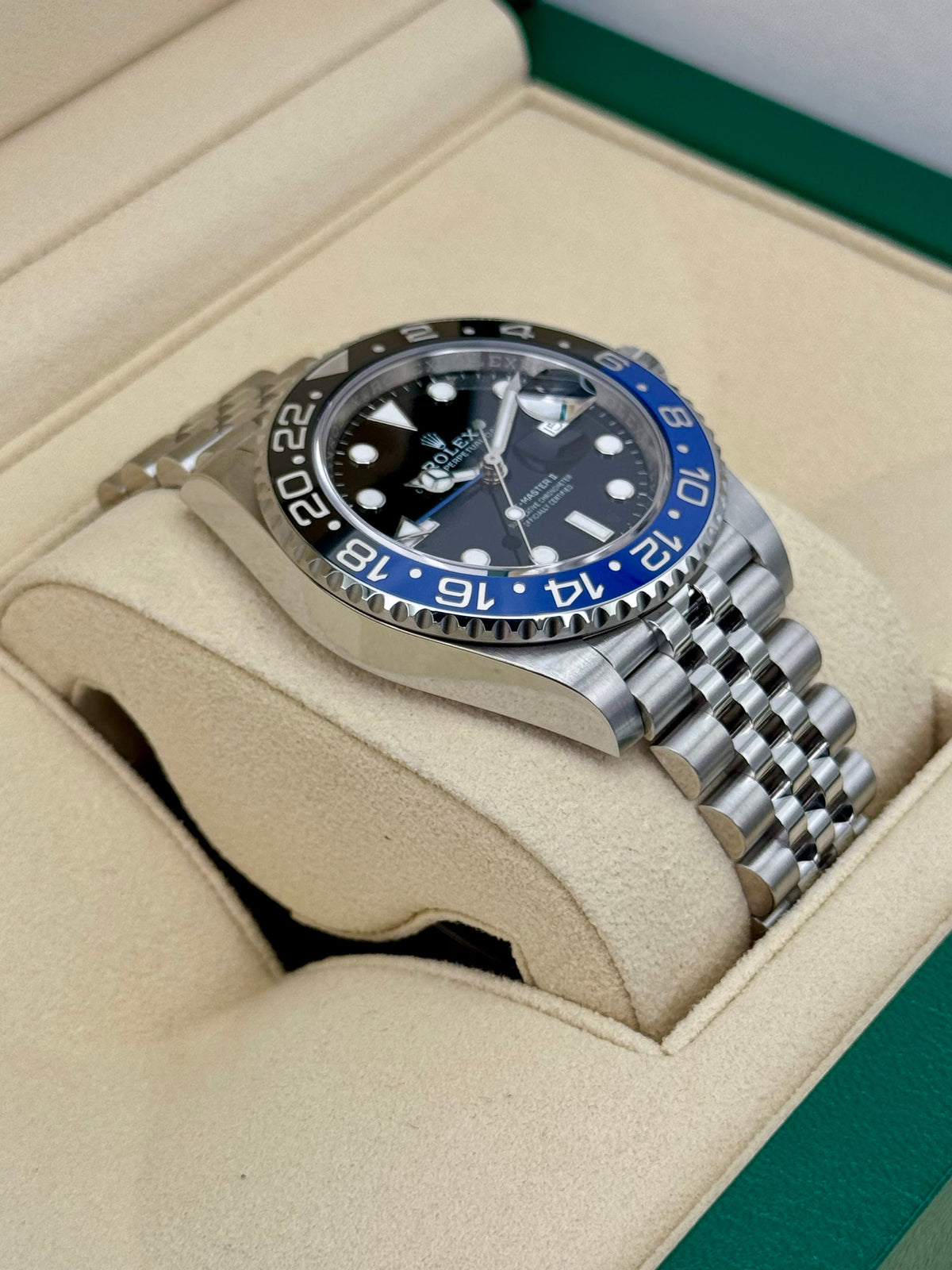 2024 Rolex GMT-Master II "Batgirl" 40mm 126710BLNR Jubilee