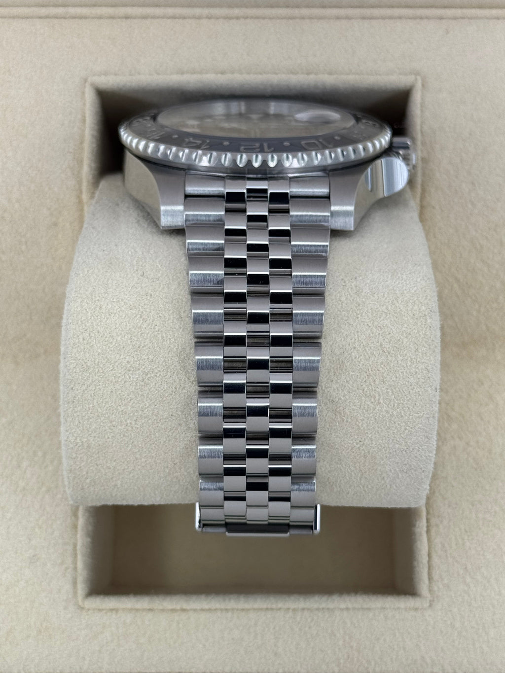 2024 Rolex GMT-Master II "Bruce Wayne" 40mm 126710GRNR Jubilee