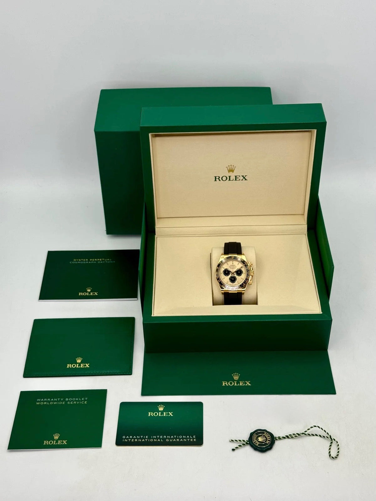 NEW 2026 Rolex Daytona 40mm 126518LN Yellow Gold Champagne Pikachu Dial