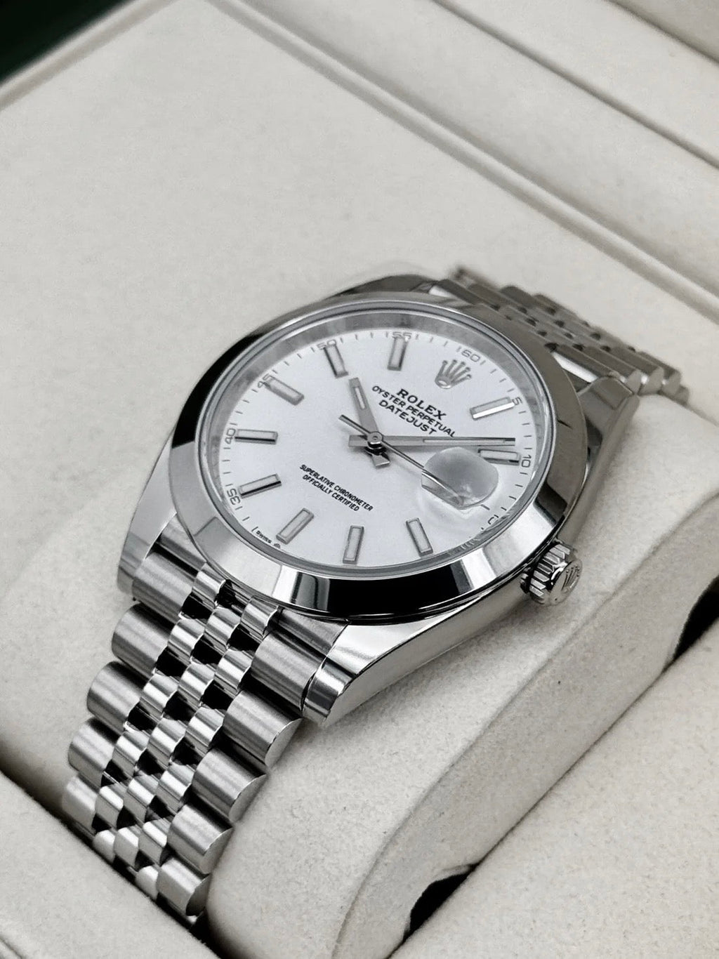 NEW 2026 Rolex Datejust 41mm 126300 Stainless Steel Jubilee White Dial