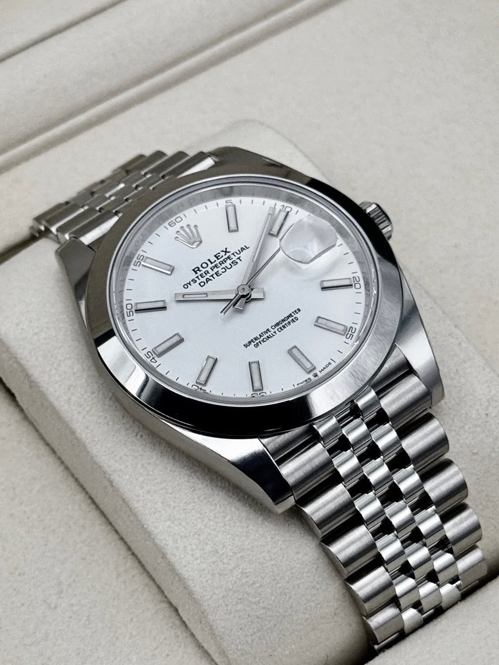 NEW 2026 Rolex Datejust 41mm 126300 Stainless Steel Jubilee White Dial