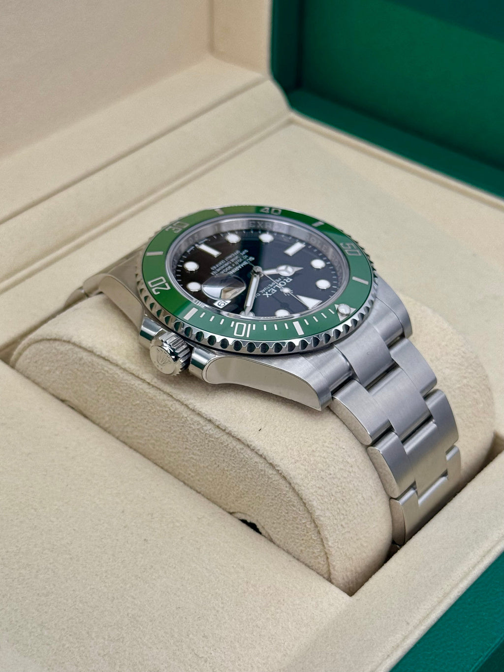 NEW 2025 Rolex Submariner "Starbucks" 41mm 126610LV Black Dial (STICKERED)