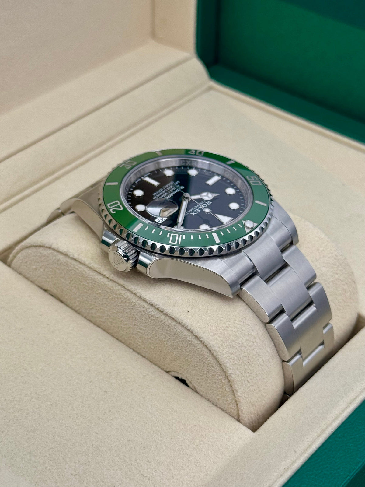 NEW 2025 Rolex Submariner "Starbucks" 41mm 126610LV Black Dial (STICKERED)