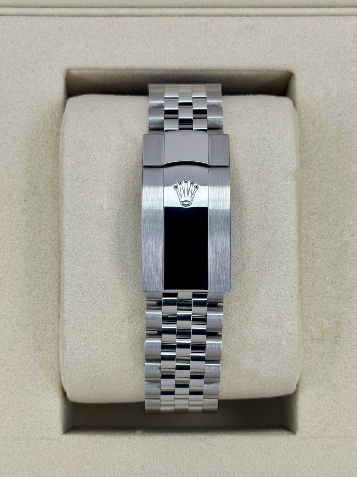 NEW 2025 Rolex Datejust 41mm 126334 Jubilee Green Dial