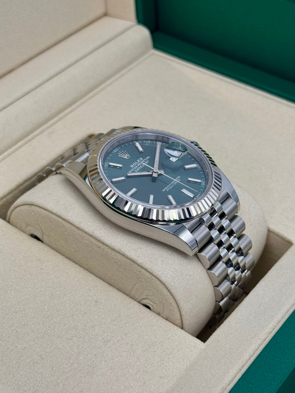 NEW 2025 Rolex Datejust 41mm 126334 Jubilee Green Dial