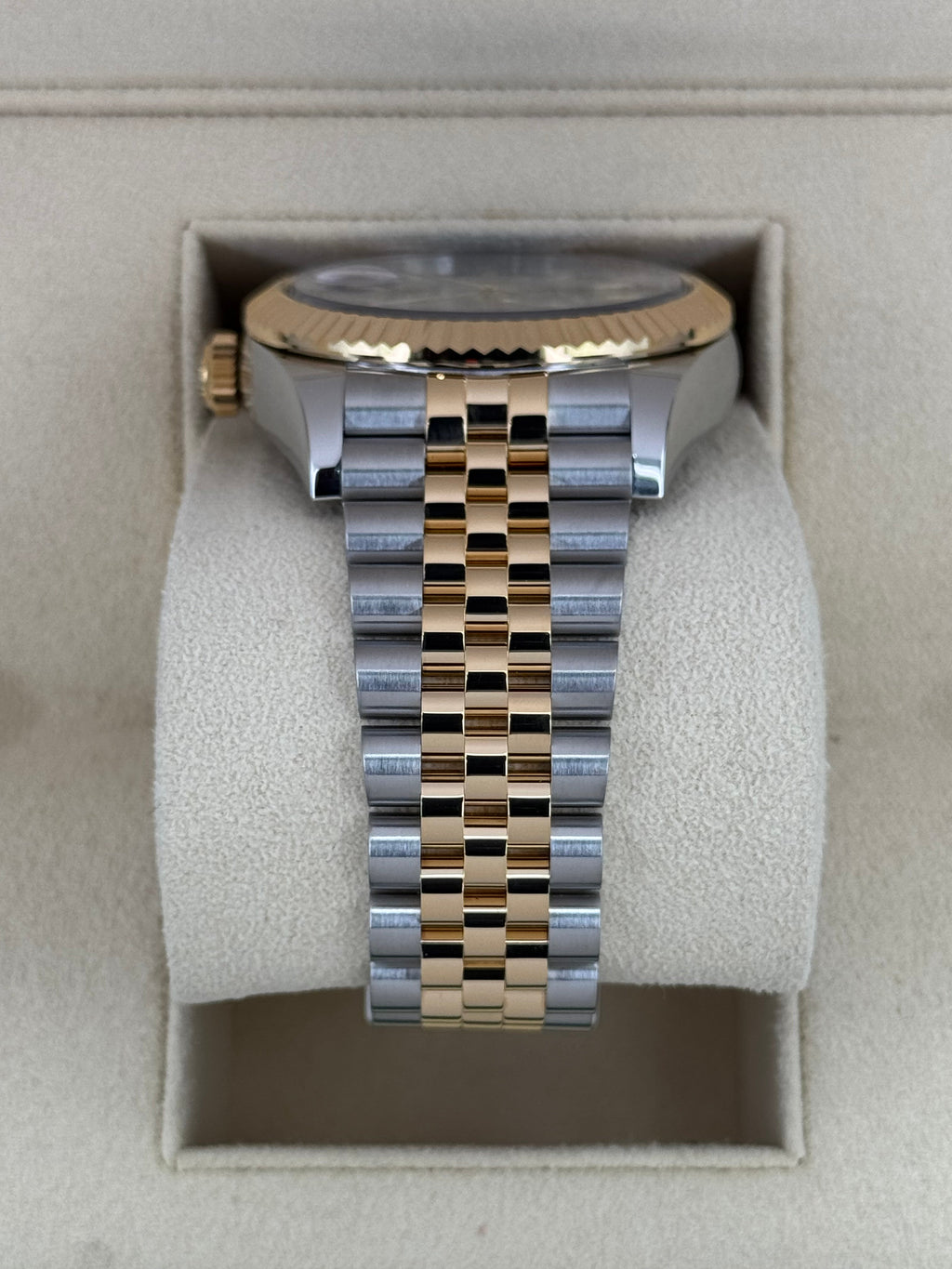 2022 Rolex Sky-Dweller 42mm 326933 Two-Tone Jubilee Black Dial
