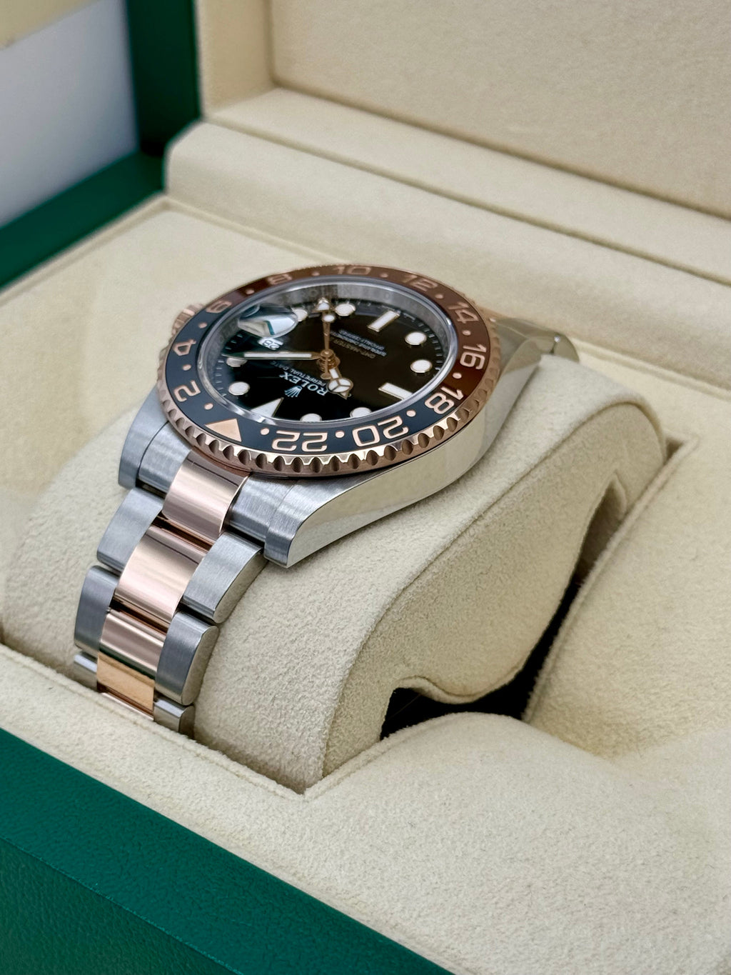 2022 Rolex GMT-Master II "Rootbeer" 40mm 126711CHNR Two-Tone