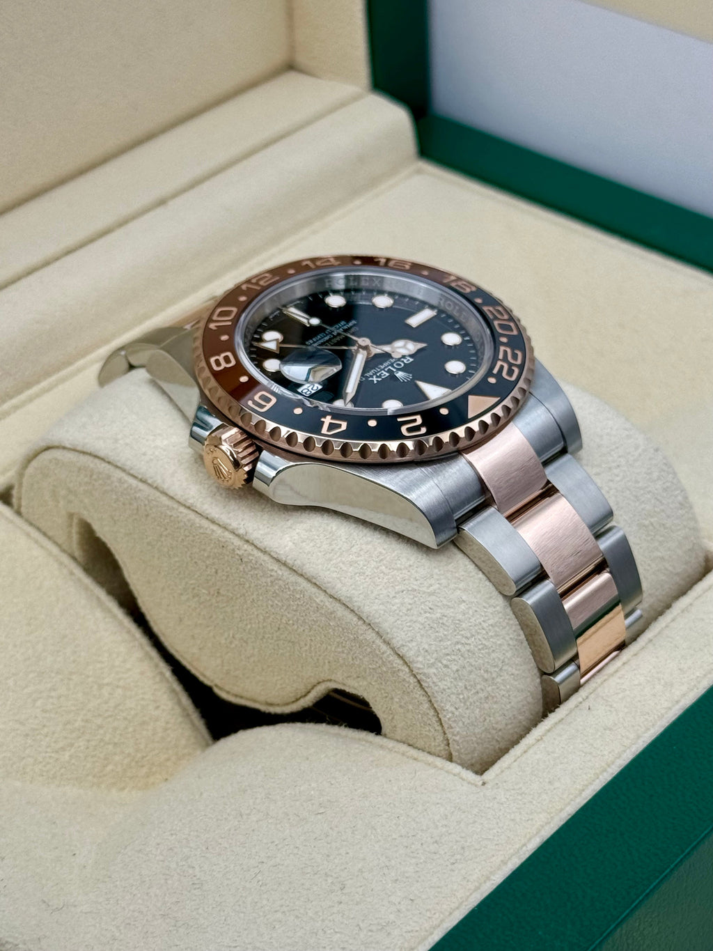 2022 Rolex GMT-Master II "Rootbeer" 40mm 126711CHNR Two-Tone