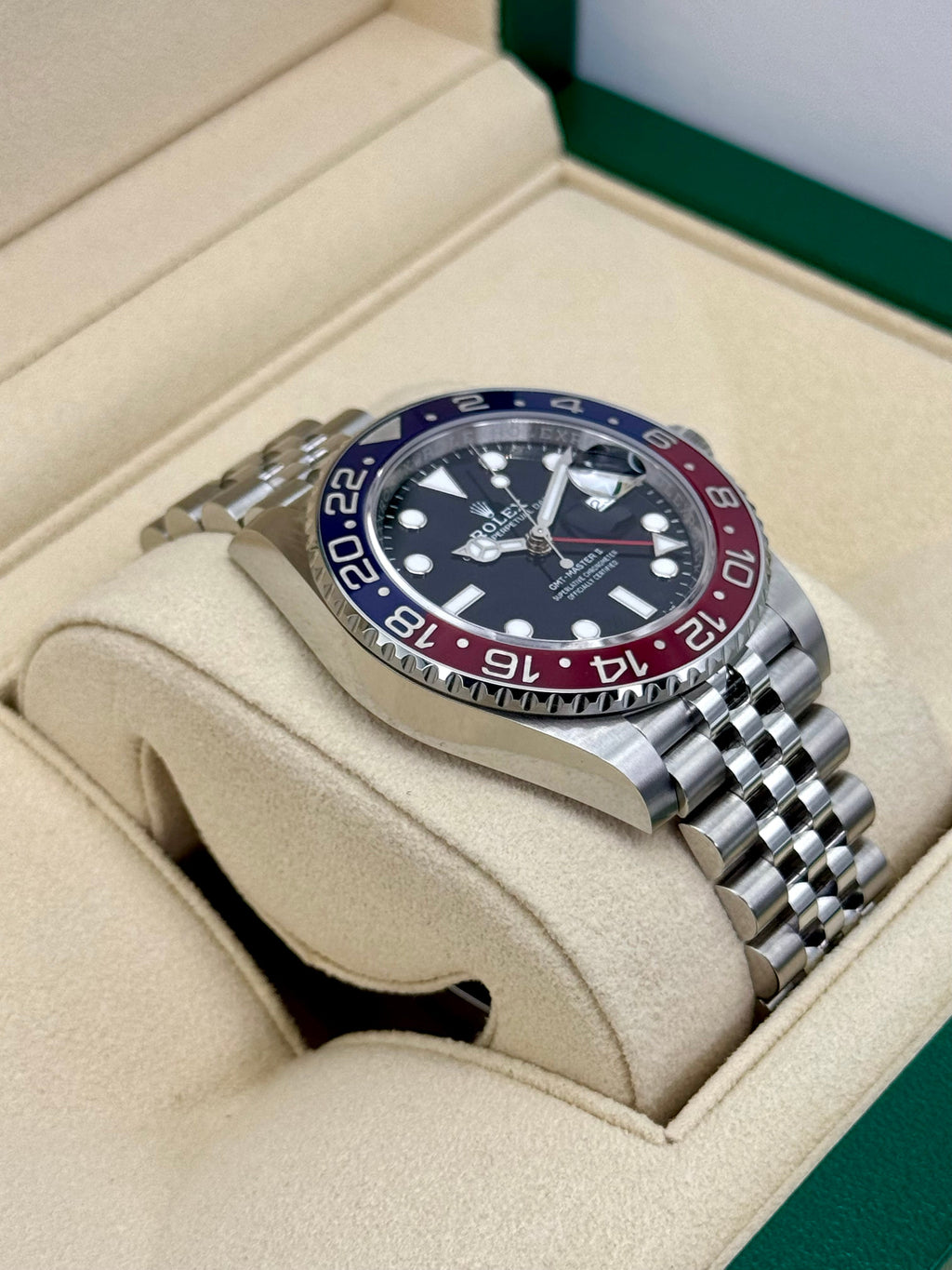 NEW 2024 Rolex GMT-Master II "Pepsi" 40mm 126710BLRO Jubilee