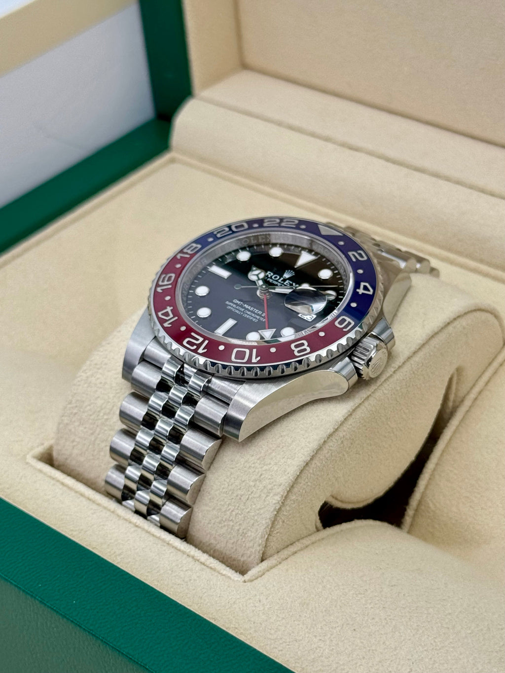 NEW 2024 Rolex GMT-Master II "Pepsi" 40mm 126710BLRO Jubilee
