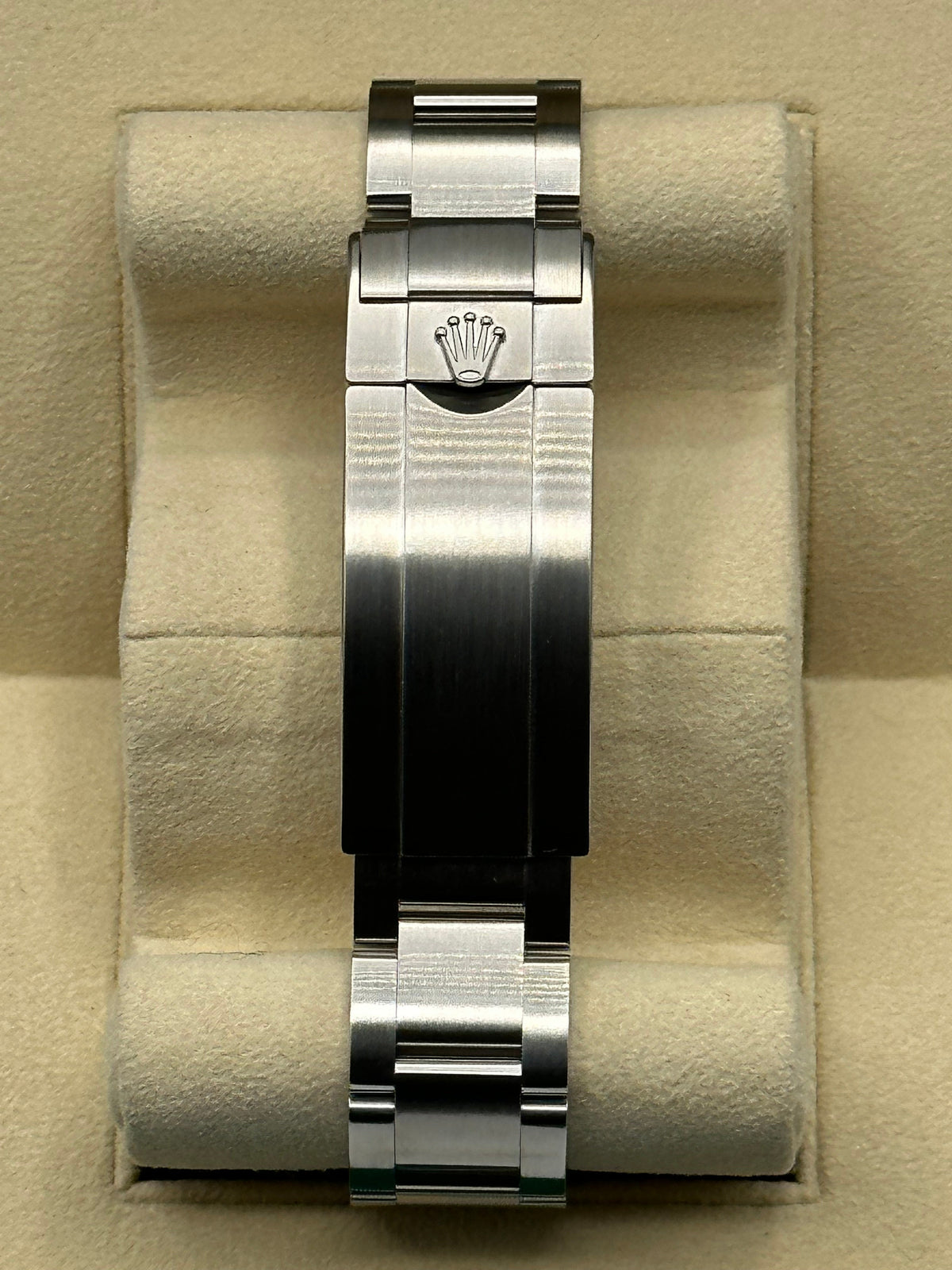 2015 Rolex Submariner "Hulk" 40mm 116610LV Green Dial