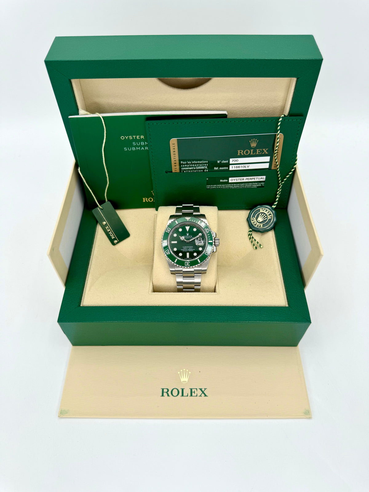 2015 Rolex Submariner "Hulk" 40mm 116610LV Green Dial