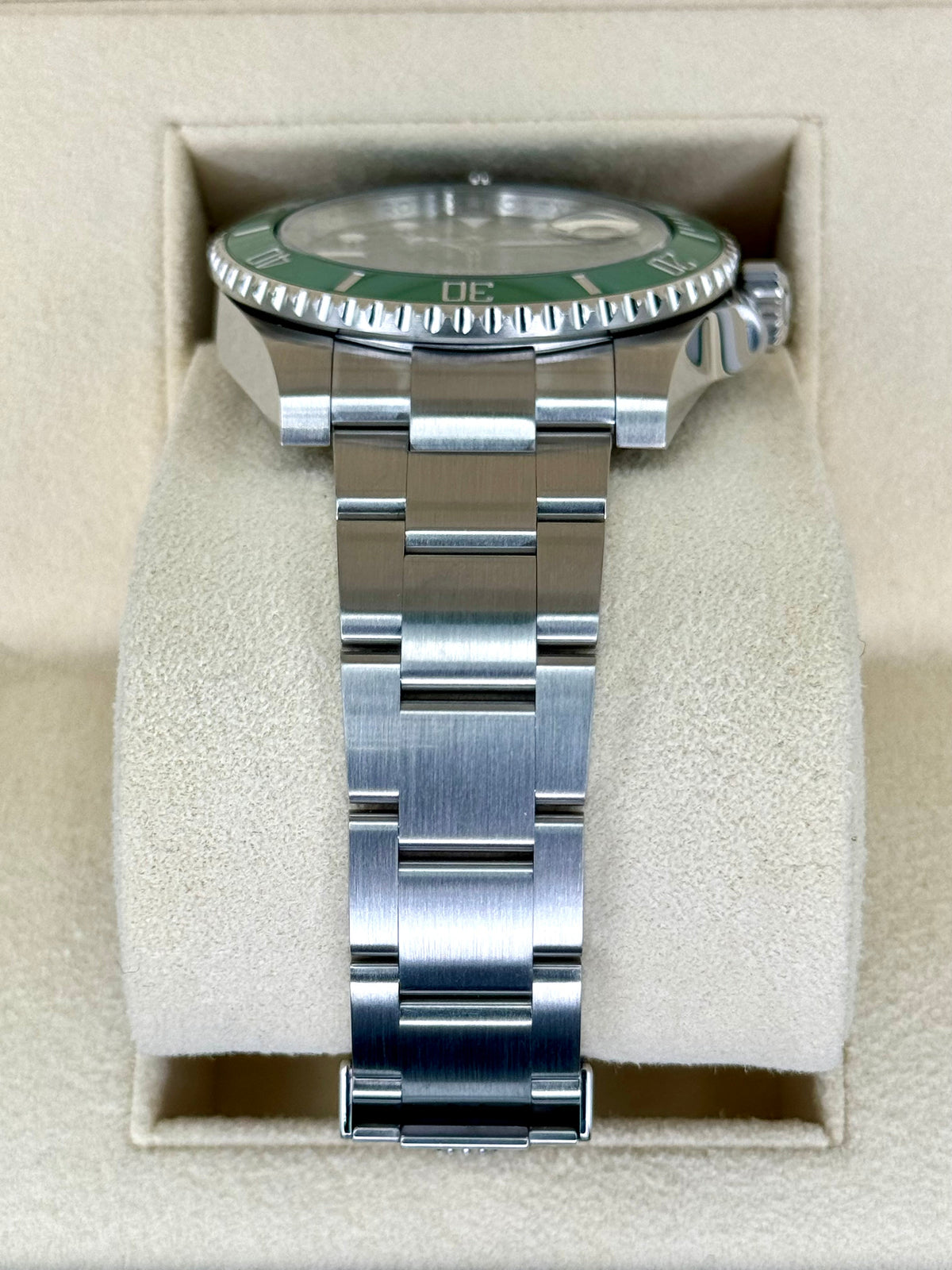 2015 Rolex Submariner "Hulk" 40mm 116610LV Green Dial