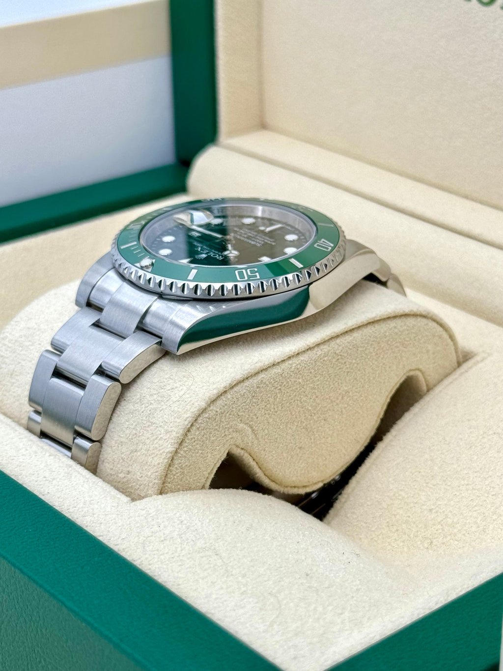 2015 Rolex Submariner "Hulk" 40mm 116610LV Green Dial