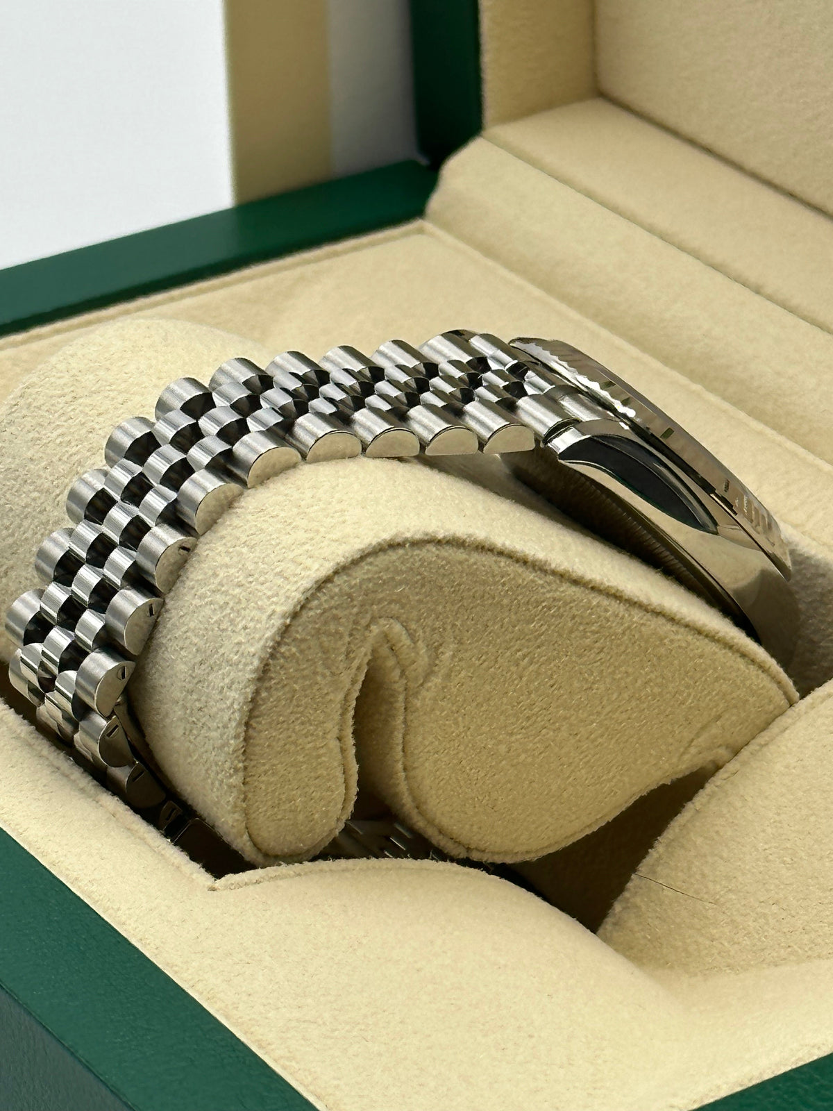 2023 Rolex Datejust 36mm 126234 Jubilee Pink Dial Diamond VI & IX
