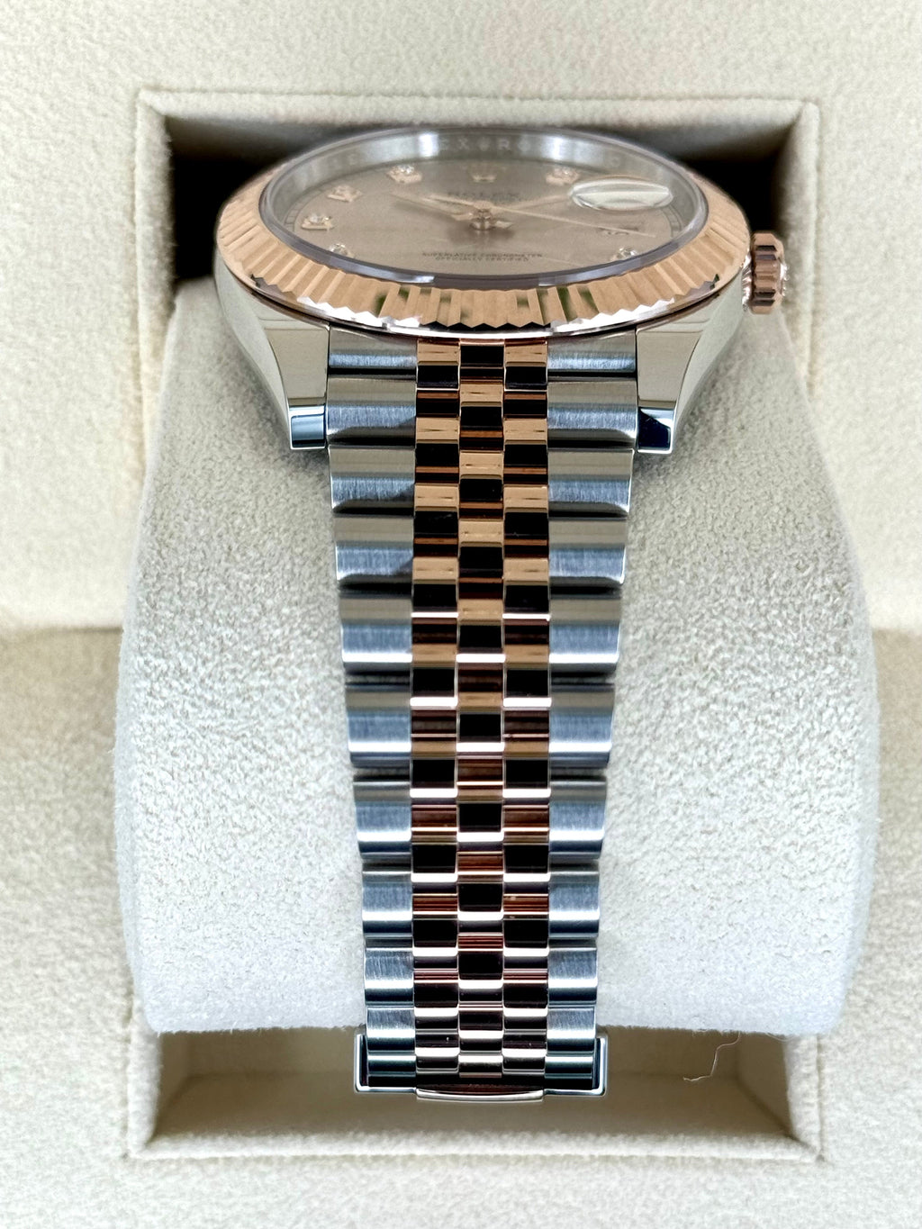 NEW 2025 Rolex Datejust 41mm 126331 Two-Tone Jubilee Sundust Diamond Dial