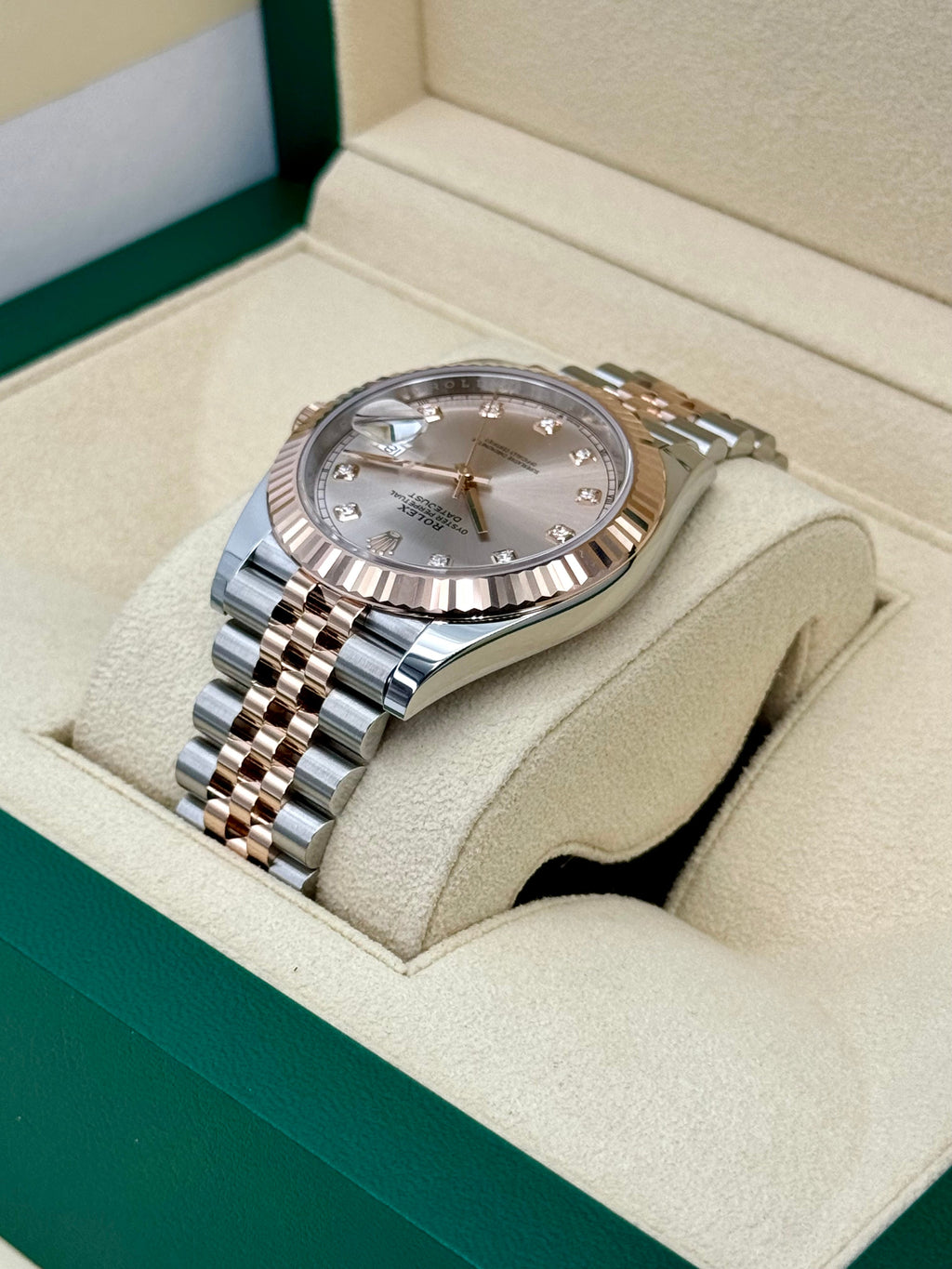 NEW 2025 Rolex Datejust 41mm 126331 Two-Tone Jubilee Sundust Diamond Dial