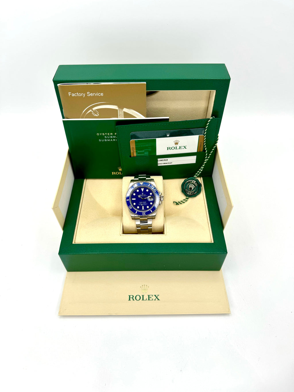 2017 Rolex Submariner "Smurf" 40mm 116619LB White Gold Blue Dial
