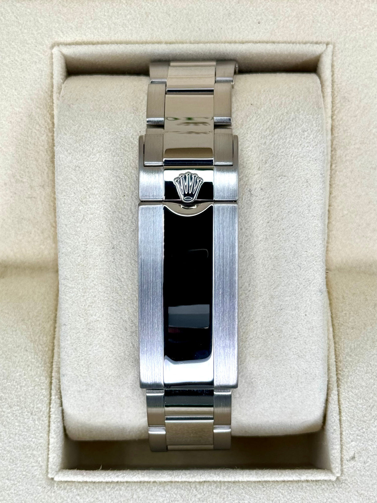 2017 Rolex Submariner "Smurf" 40mm 116619LB White Gold Blue Dial