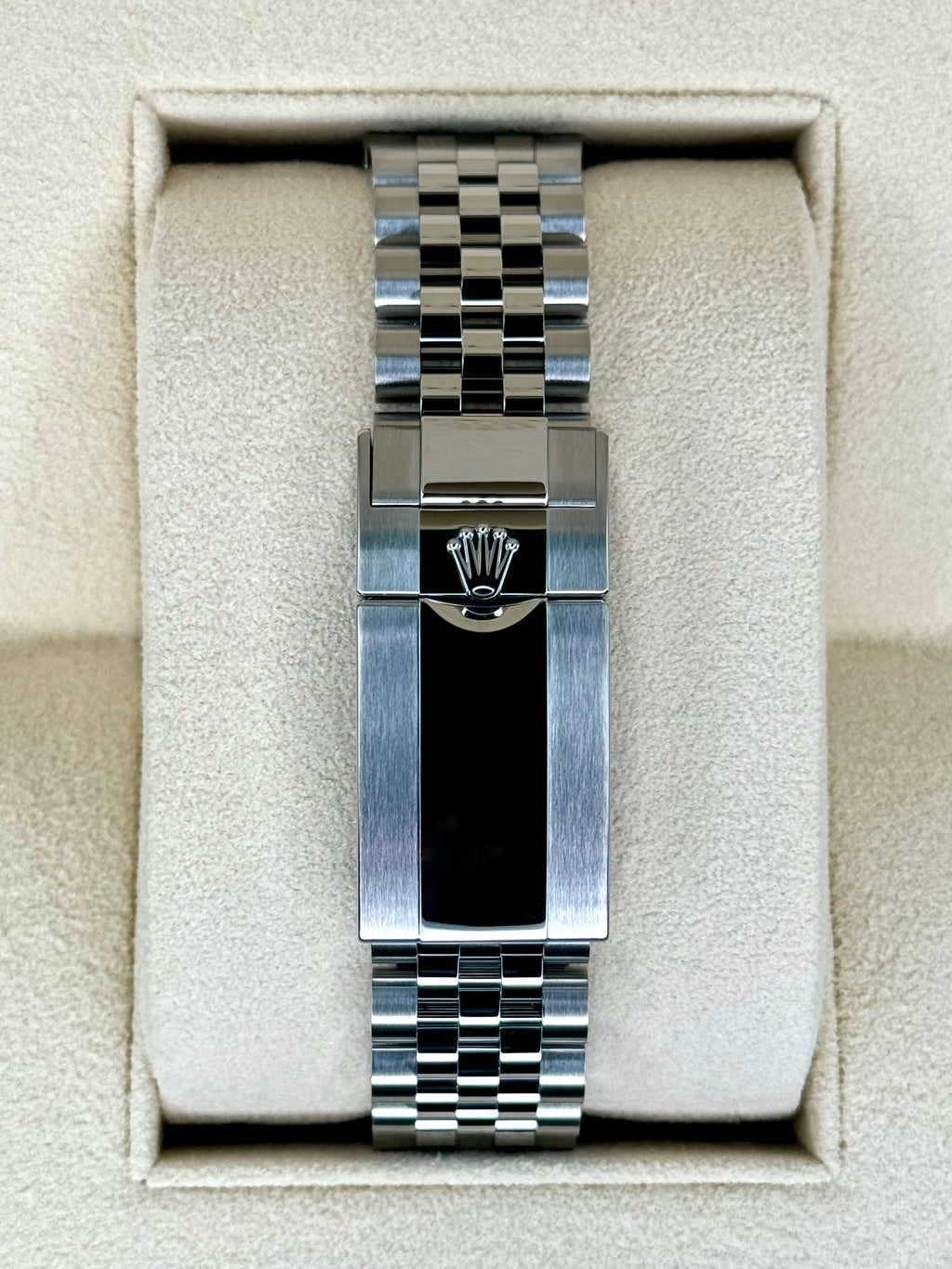 NEW 2024 Rolex GMT-Master II "Bruce Wayne" 40mm 126710GRNR Jubilee