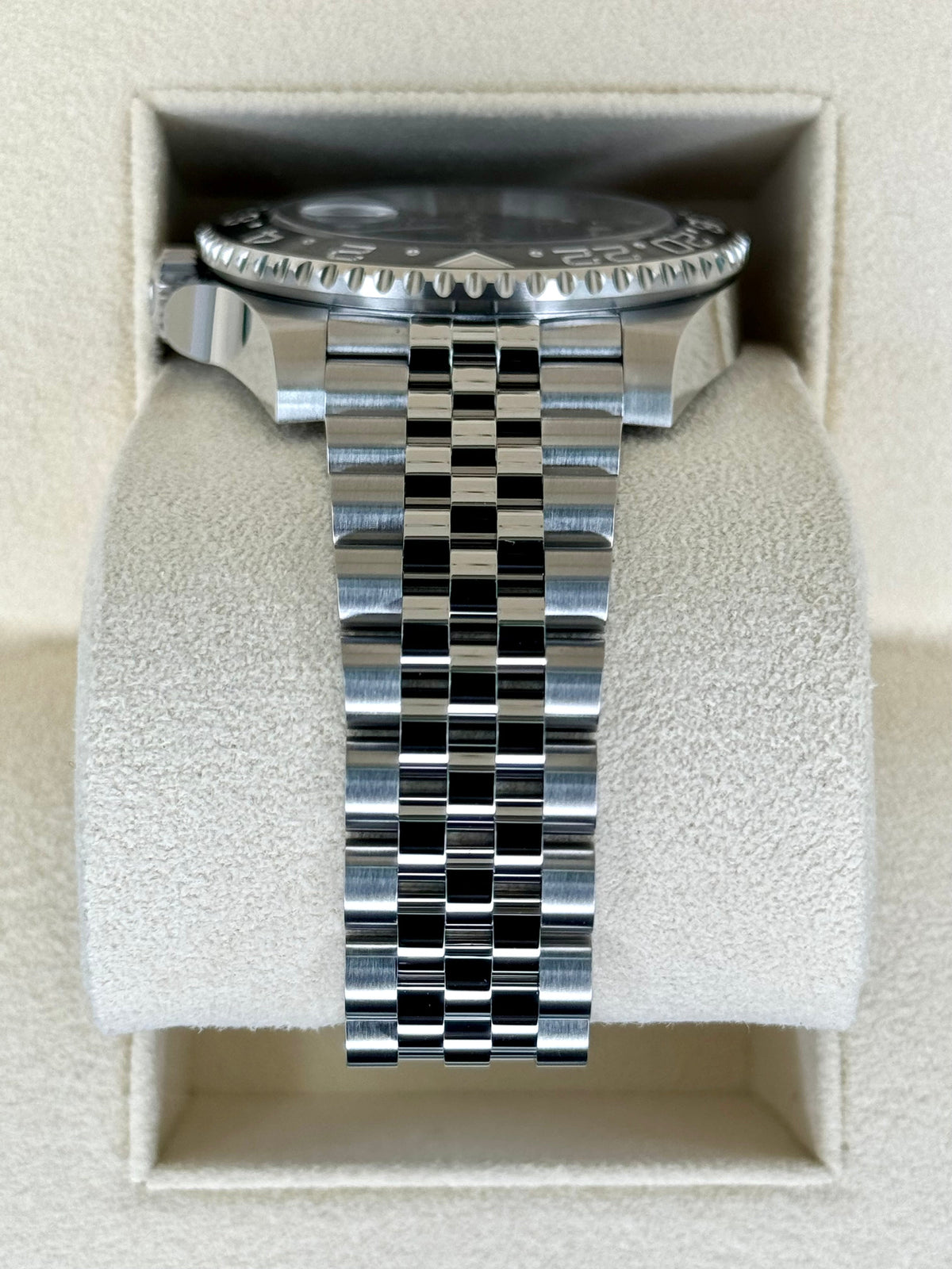 NEW 2024 Rolex GMT-Master II "Bruce Wayne" 40mm 126710GRNR Jubilee