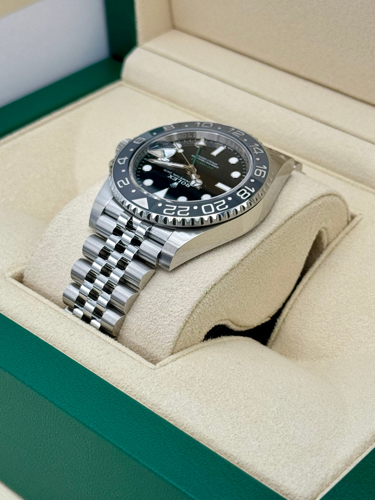NEW 2024 Rolex GMT-Master II "Bruce Wayne" 40mm 126710GRNR Jubilee