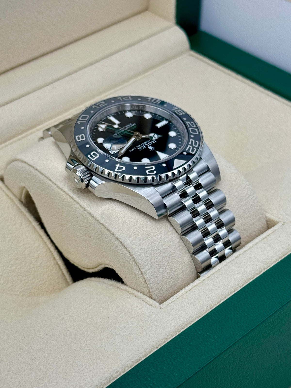 NEW 2024 Rolex GMT-Master II "Bruce Wayne" 40mm 126710GRNR Jubilee