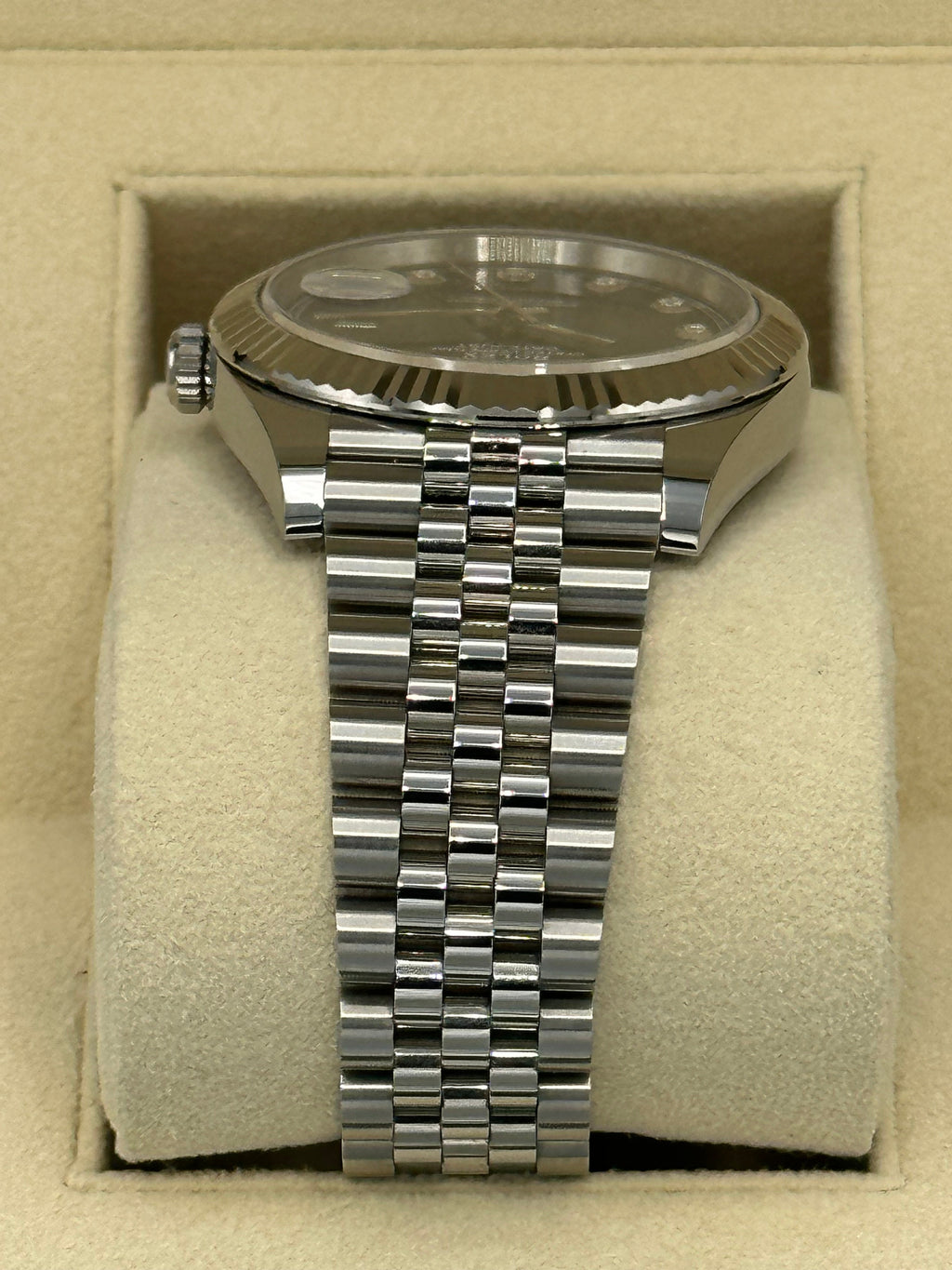 2022 Rolex Datejust 41mm 126334 Jubilee Blue Diamond Dial