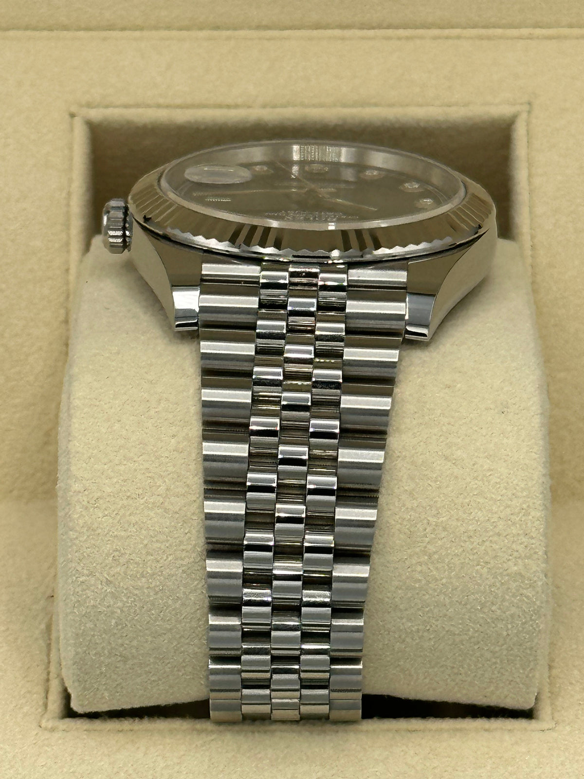 2022 Rolex Datejust 41mm 126334 Jubilee Blue Diamond Dial