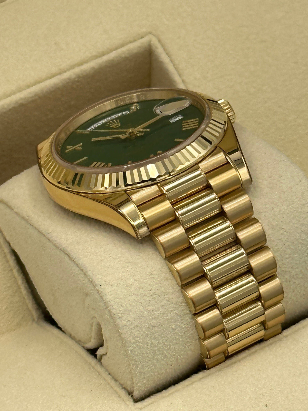 2023 Rolex Day-Date 40mm 228238 Presidential Green Dial