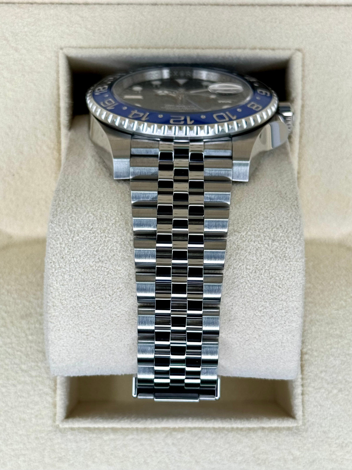 2024 Rolex GMT-Master II "Batgirl" 40mm 126710BLNR Jubilee