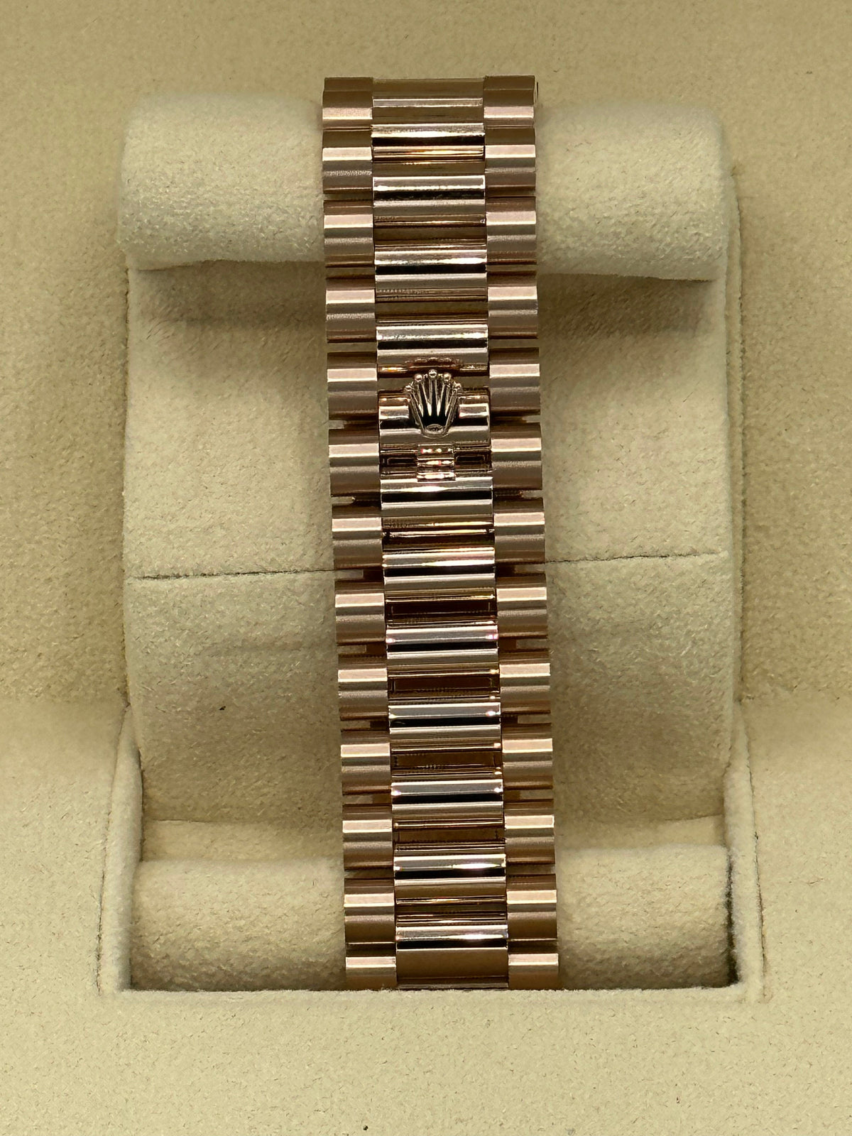 NEW 2023 Rolex Day-Date 40mm 228235 Presidential Rose Gold Olive Dial
