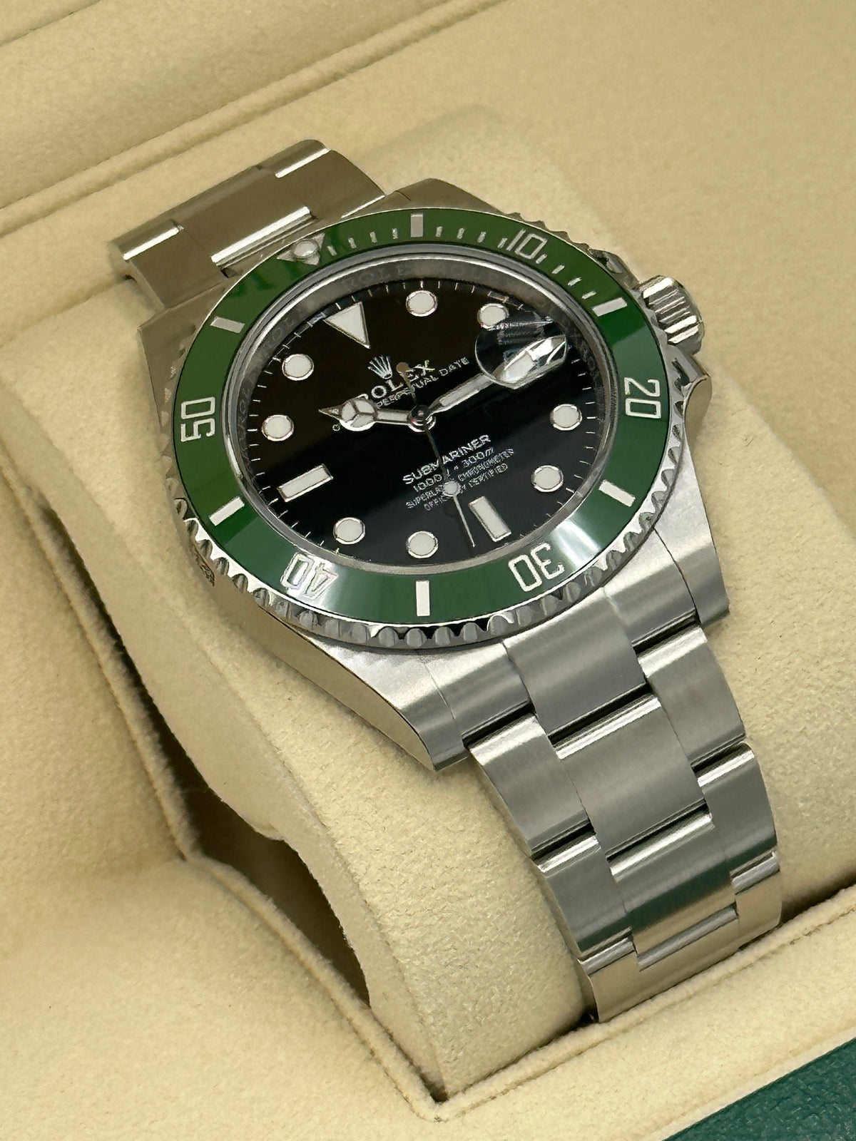 New 2023 Rolex Submariner "Starbucks" 41mm 126610LV MK2 Dial
