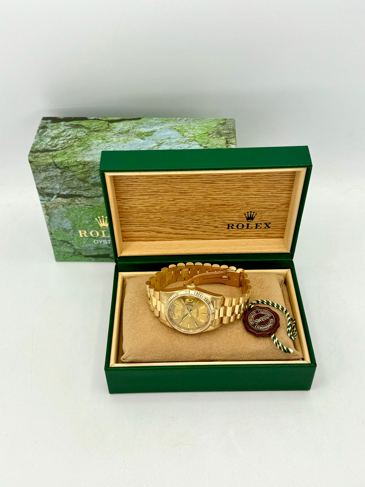 1995 Rolex Day-Date 36mm 18238 Presidential Champagne Dial