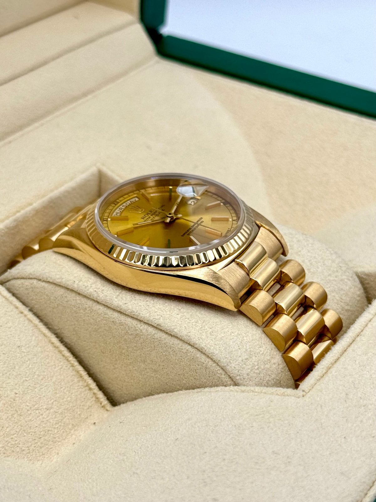 1995 Rolex Day-Date 36mm 18238 Presidential Champagne Dial